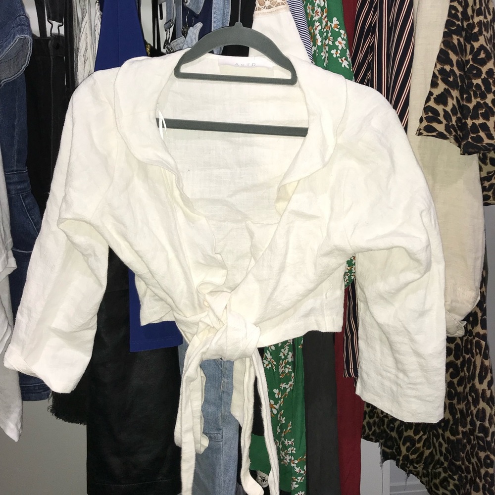 Nordstrom’s Never Worn linen top